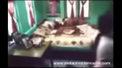 bangalore married mom unshaved pussy 9414 romp 552183