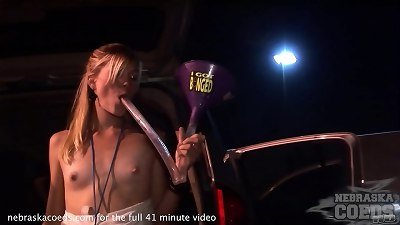 hot florida girls partying naked in a tampa parking lot and peeing in public