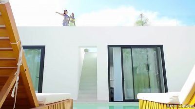 Brazzers butt lift : Part one Sara Retali, Sapphire Astrea, La Paisita Oficial / Brazzers/ enter XVPROMO on official site for discount