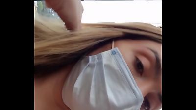 No pantys at the bus... provocating the passagers.. letting the play with my pussy... wanna see the complete video? Onlyfans: bolivianamimi