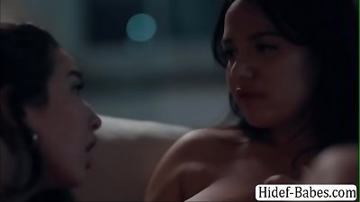 teen stunner scissor plumbs her stepsister