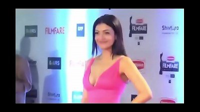 Can't control&excl;Hot and sexy Indian actresses Kajal Agarwal demonstrating her taut tastey bums and giant boobs&period;All molten videos&comma;all director cuts&comma;all off the hook photoshoots&comma;all leaked photoshoots&period;Can't stop 