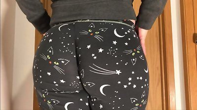 Mom Fat Booty Wedgie 4k