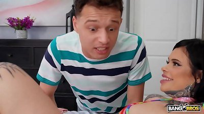 BANGBROS - Cecelia Taylor tries jizz-shotgun For The very first Time And She Can't Get Enough Of It