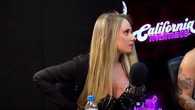 Let's rate your dick, we like subscriber chisels - Naty Vargas and Monique Magnani