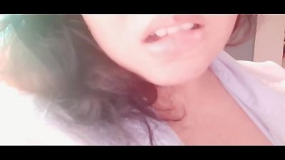 I want my neighbors to watch me while I masturbate